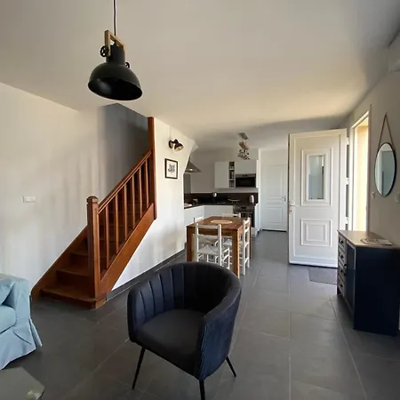 Dom wakacyjny La Maison Du Lavoir Port-en-Bessin-Huppain