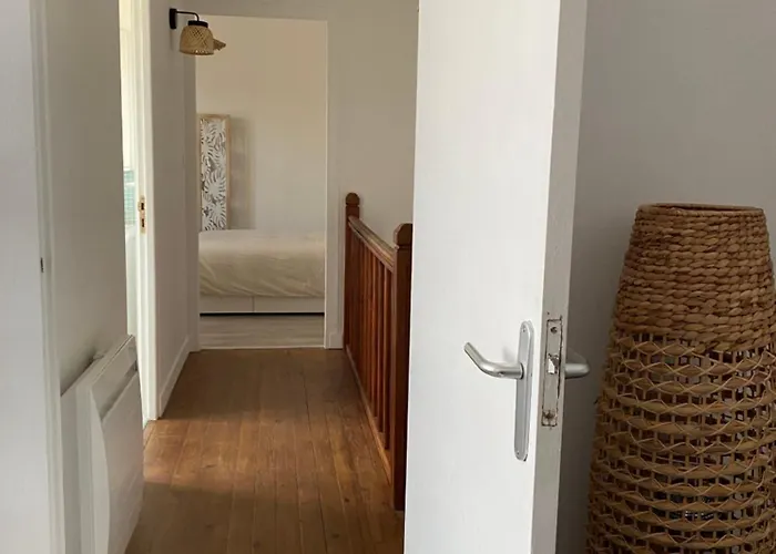 La Maison Du Lavoir Port-en-Bessin-Huppain